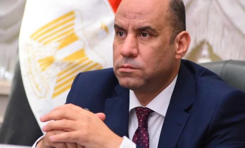 وزير العمل