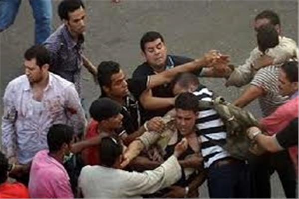 Kids clash with weapons in Aswan