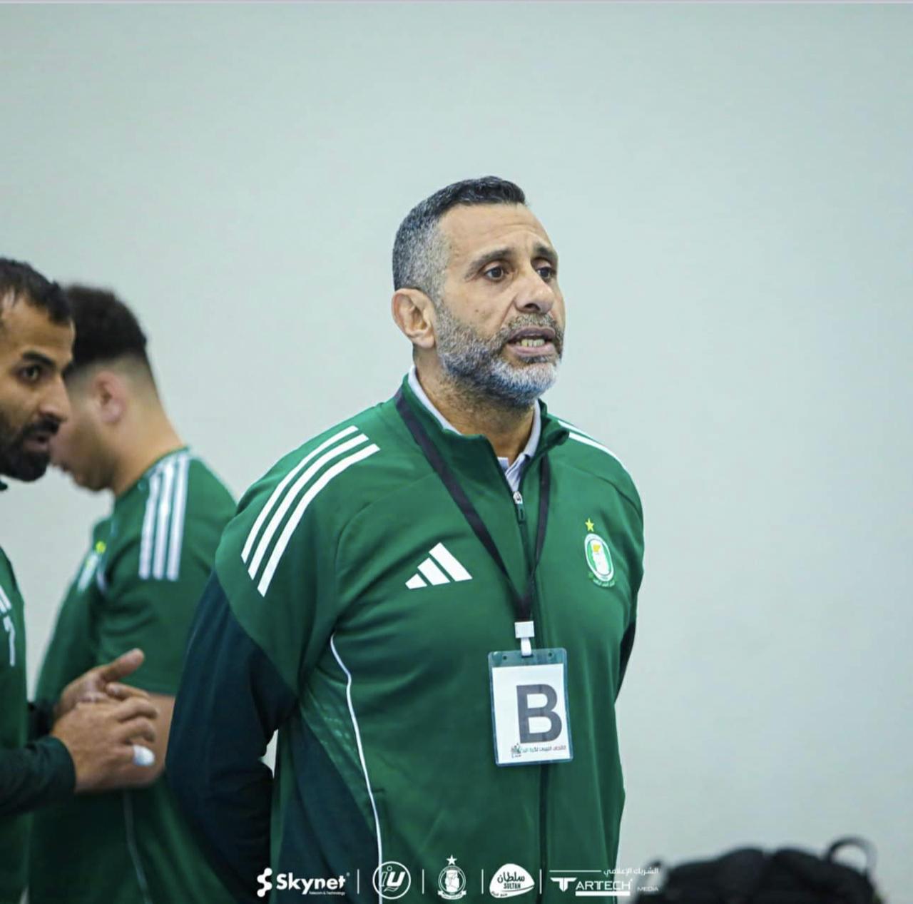 مجدي أبو المجد يغادر تدريب فريق اليد بالأهلي الليبي